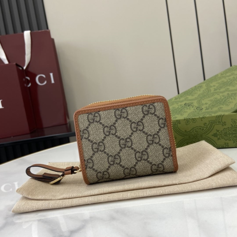 G*u*i wallets & purse
